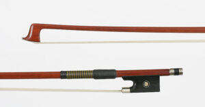 Tip and frog view of a student vilin bow tieh imitation whalebone lapping